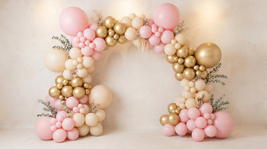 How Many Balloons Do You Need for a Balloon Arch? (Guide + Calculator)