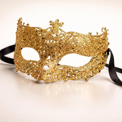 Glitter Fashion Eye Mask Gold - 1PC - Wanna Party - closeup detail